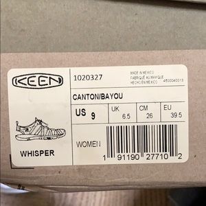 Keen Whisper Canton/Bayou Size 9